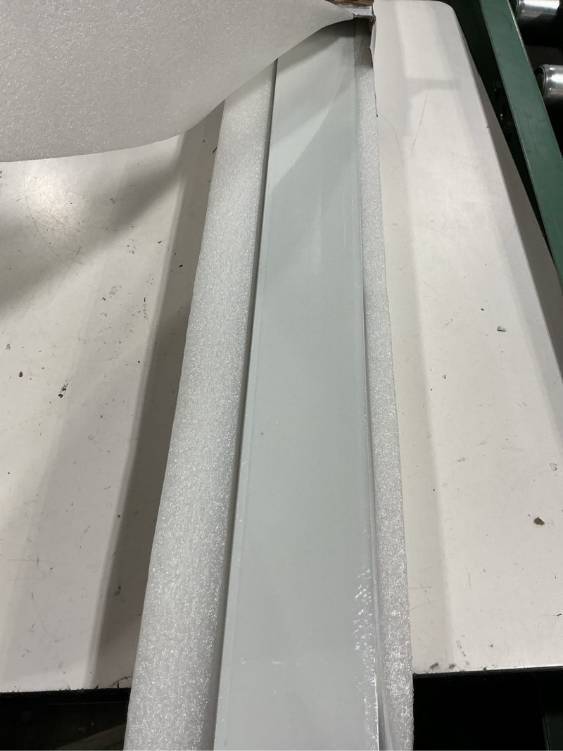 Condition photo showing Good Condition for 5570 4-ft linear led light, 2.4g remote control linear pendant light fixture. adjustable color temperature of 3000-6000k, suitable for offices, stores, schools, corridors,white.