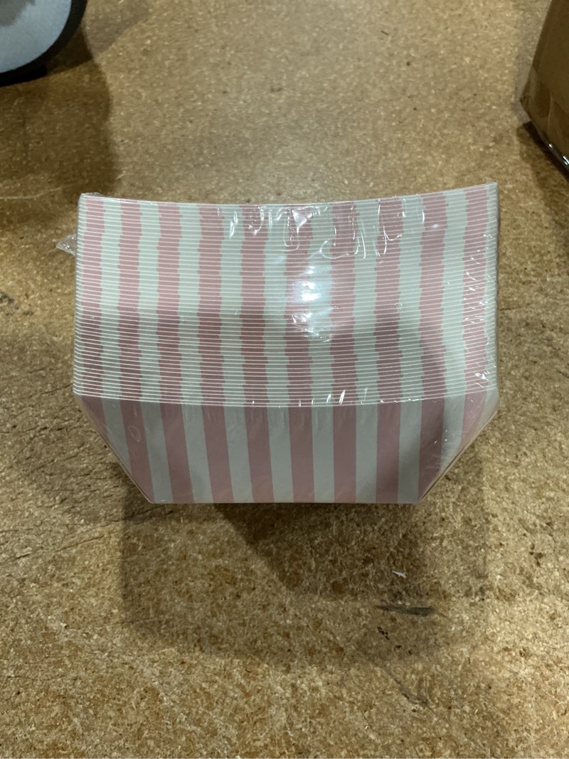 Condition photo showing New/Like New for restaurantware bio tek 2 ounce food boats 400 disposable paper food trays - heavy-duty greaseproof pink and white paper boats for snacks appetizers or treats use at parties or carnivals pink and white 2 oz 400