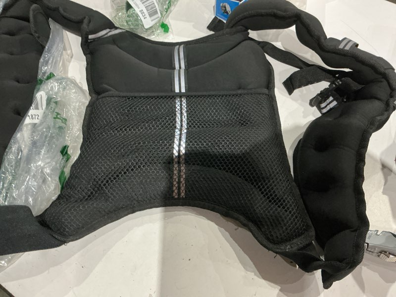 Condition photo showing Good Condition for black weight vest ( taylor made)