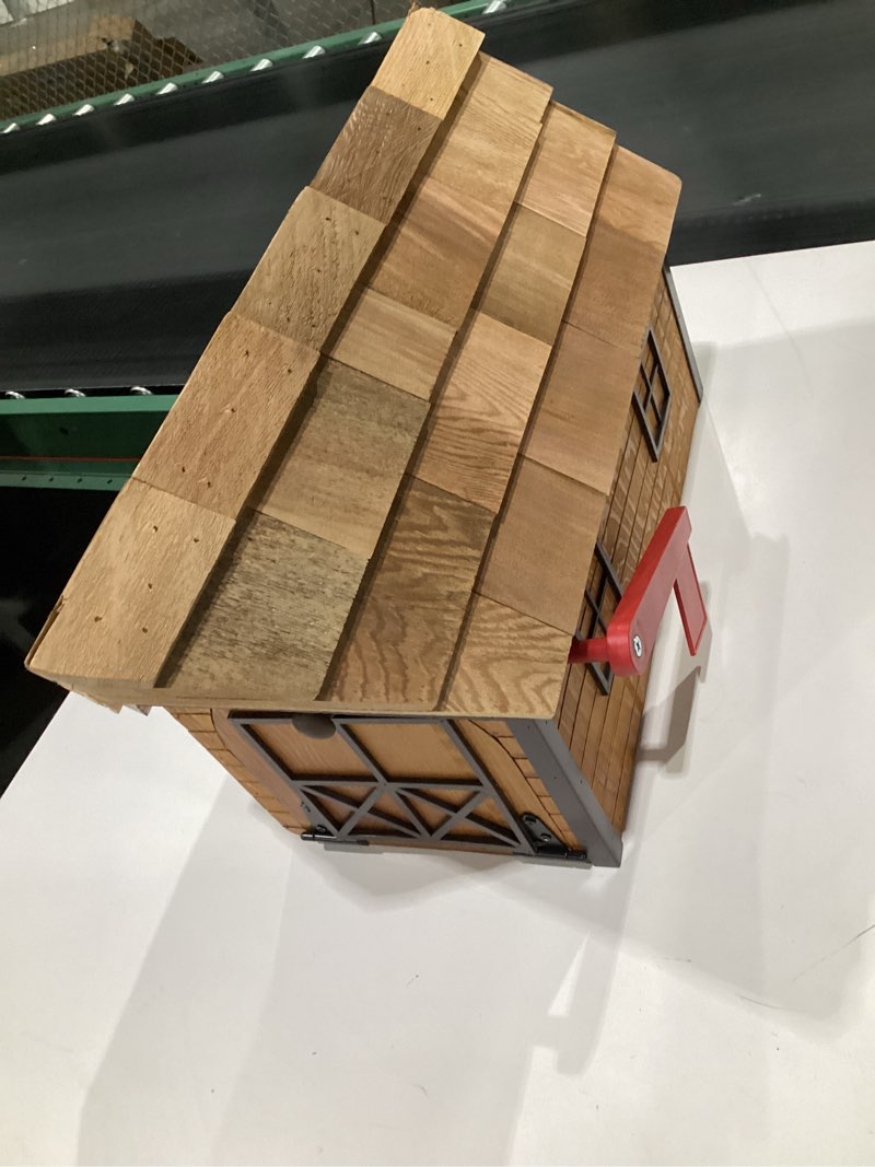 Condition photo showing Good Condition for Amish Handmade Handcrafted Rural Mailbox w Flag Log Cabin Brown Trim