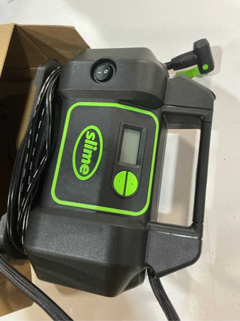 Condition photo showing New/Like New for slime deluxe digital tire inflator air pump 12 volt - 40077