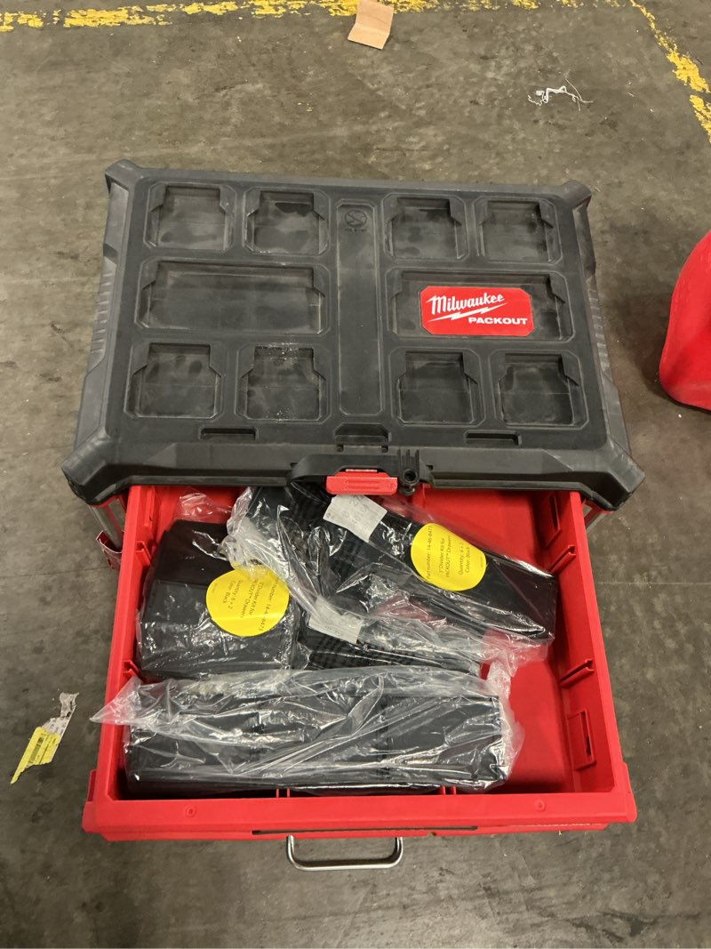 Condition photo showing Good Condition for milwaukee packout 22 in. modular 3-drawer tool box with metal reinforced corners