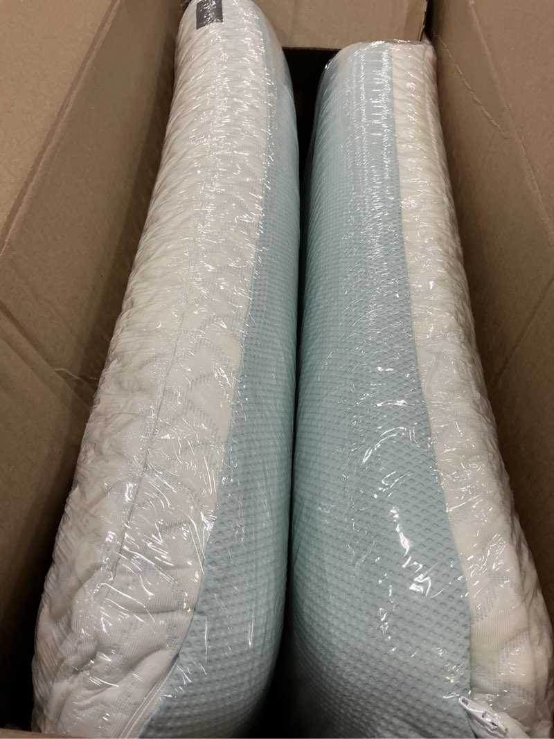 Condition photo showing New/Like New for tempur-pedic tempur-cloud® + cooling pillow, king - 2-pack