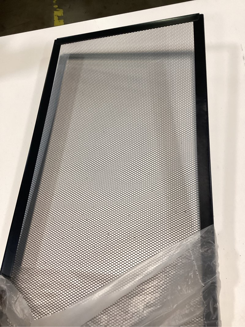 Condition photo showing Good Condition for exo terra screen cover, 30 gallon, 36 x 12 inches