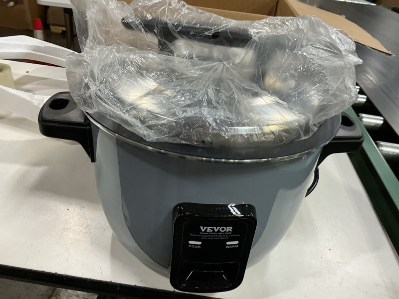 Condition photo showing Good Condition for vevor commercial rice cooker, 23-cup rice cooker, 4.2l large rice cooker and warmer with nonstick inner pot, fast cooking and 24-hour keep warm, with rice cup and paddle, cetl approved 18.90 x 15.35 x 12.99 inch / 480 x 390 x 330 mm
