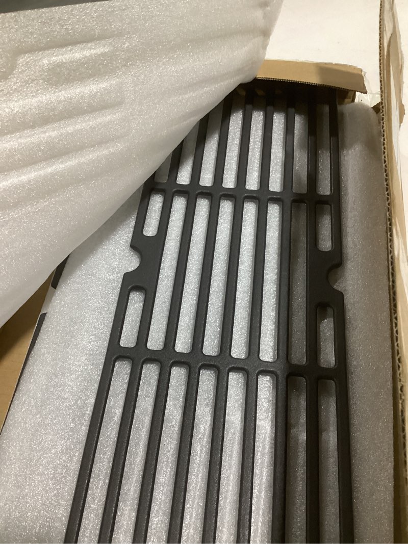 Condition photo showing Good Condition for Cast Iron Adjustable Cooking Grates Replacement Universal Expandable Adjust Cooking Grill Grids, DIY BBQ Grill Grid