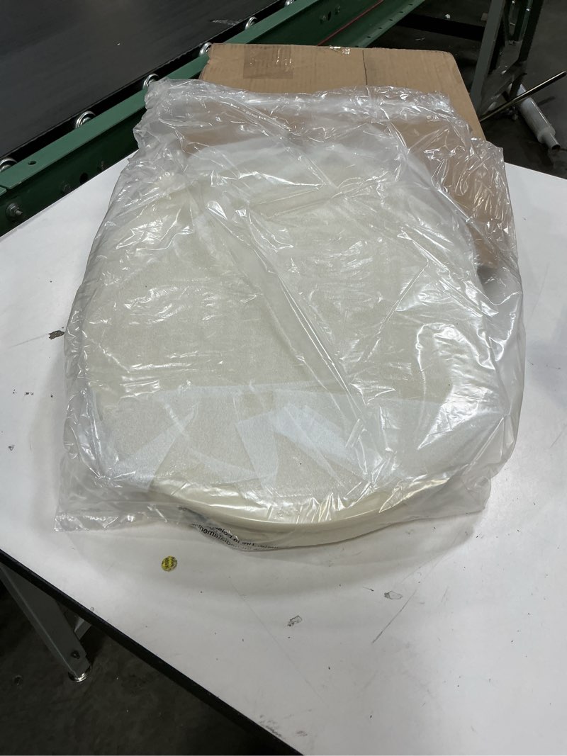 Condition photo showing Good Condition for centoco round toilet seat, heavy-duty wood core with plastic scratch-resistant finish, residential, made in the usa, 700-106, bone