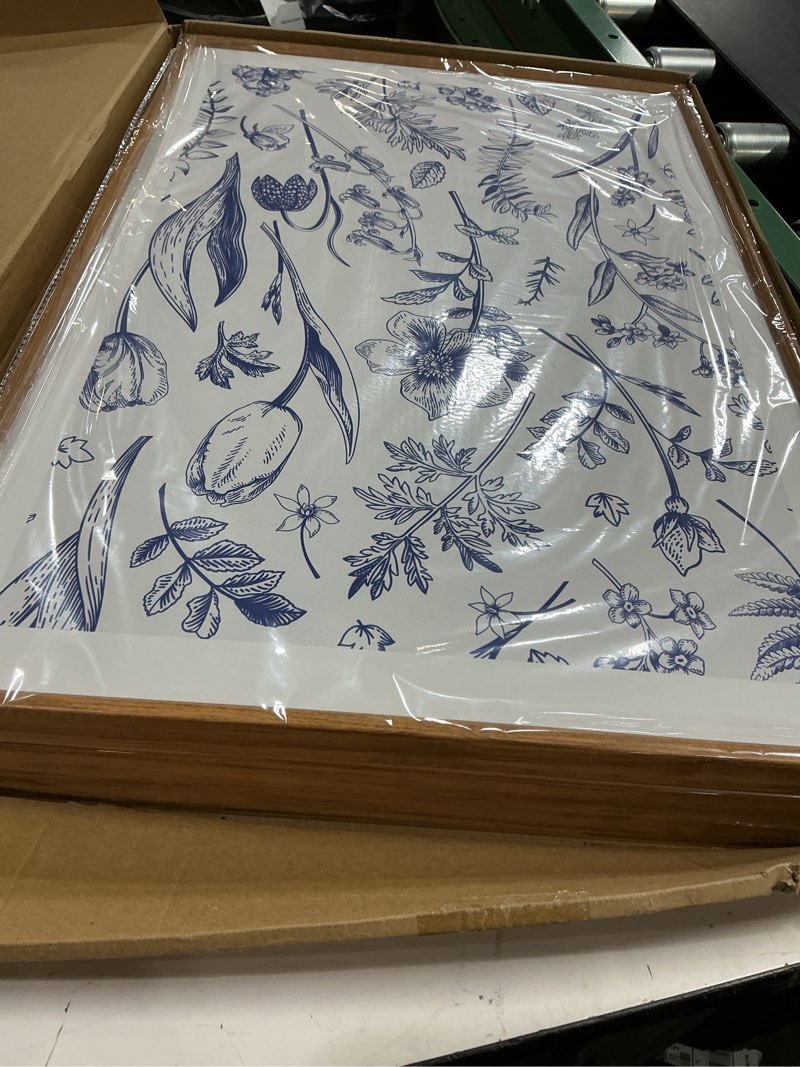 Condition photo showing item condition for SIGNINART Classic Chinoiserie Framed Canvas Wall Art Set, Blue and White Floral Art Painting, Minimalist Botanical Flower Artwork, Navy Blue Wall Decor for Bedroom, Living Room, Office 16"x24"x3 Chinoiserie Framed 16L" x 24W"