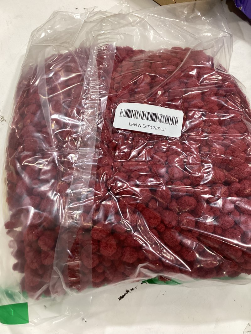 Condition photo showing Good Condition for olanly dog door mat for muddy paws 24x16, ultra absorbent chenille mud doormat, non-slip washable and dirt trapping doormat for indoor entryway, quick-dry indoor pet bed mats for dogs, burgundy 24\" x 16\" burgundy