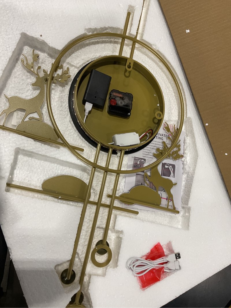 Condition photo showing Good Condition for large wall clocks battery operated?silent gold metal wall clock for living room decor?living room|dining room|office|farm house| metal wall art,31.5"*18" 18.11"x31.49“ gold deer