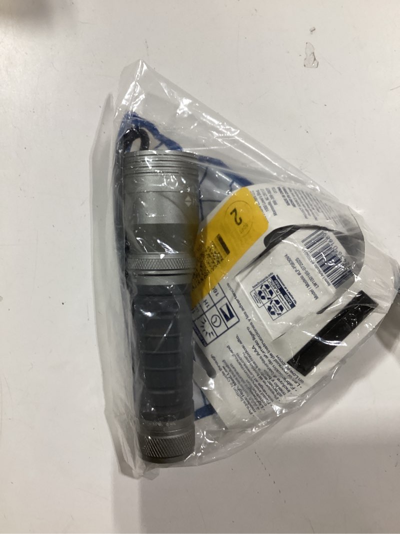 Condition photo showing Good Condition for project source 1000-lumen 4 -adjustable mode led spotlight flashlight