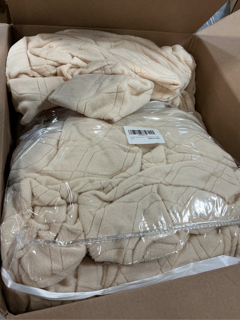 Condition photo showing As Is for VANSOFY Extra Large Reclining Sectional Couch Covers, Washable 5-Piece Sofa Covers for L Shape Sectional Sofa Corner Seater, Thick, Soft Sofa Slipcovers (5 Seat Recliner Cover, Cream)