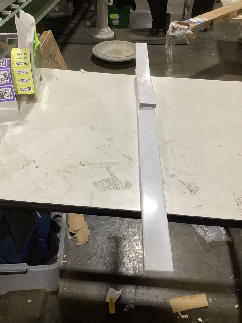 Condition photo showing Good Condition for Project Source 2.37-in H x 61-in L White Cultured marble Bathroom Backsplash