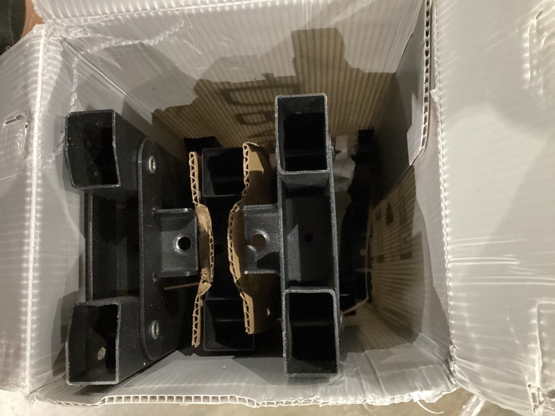 https://lotting-media.assets.bidfta.com/lotting_48afa5a3-64c8-4539-adff-c7292756e5cf