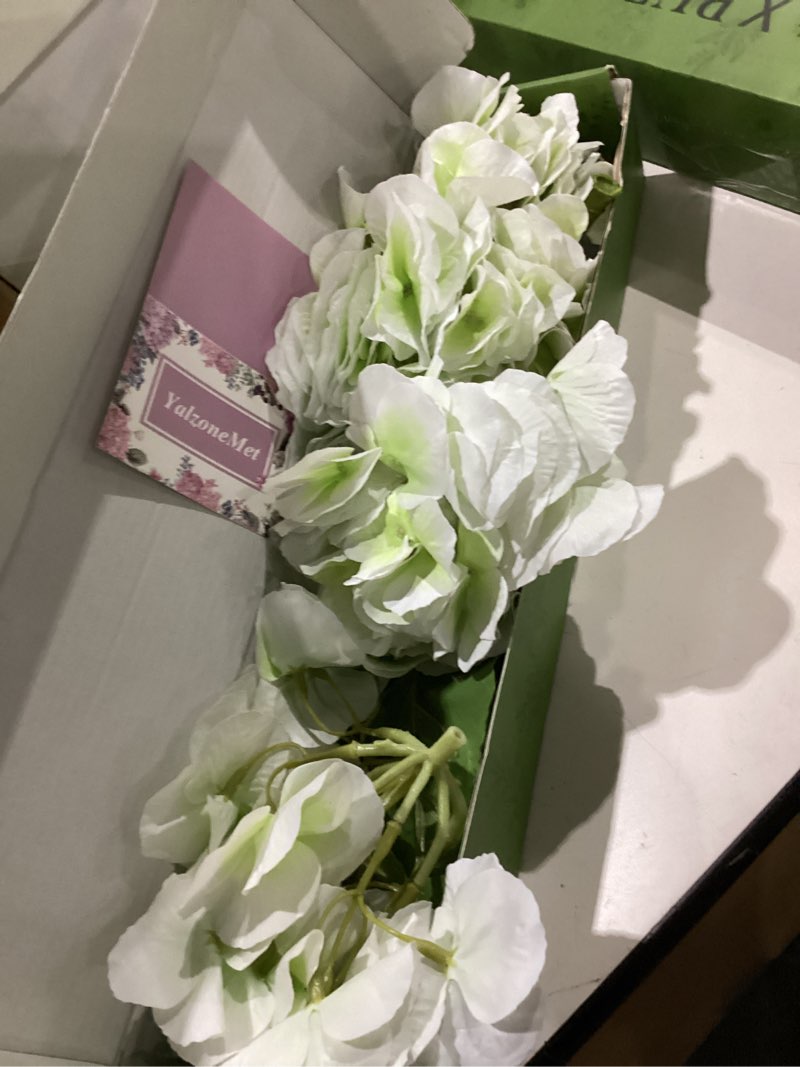 Condition photo showing New/Like New for YalzoneMet 3 Pcs White Hydrangea Artificial Flower 21 inch Real Touch Big Bloom Macrophylla Hydrangea for Wedding Table Centerpiece Baby Shower Spring Home Living Room Kitchen Flower Decor