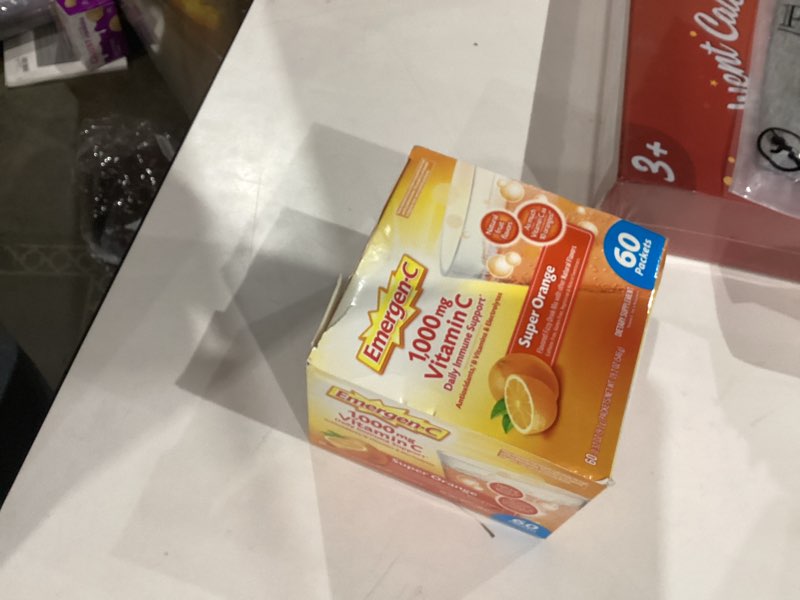 Condition photo showing New/Like New for Emergen-C 1000mg Vitamin C Powder for Daily Immune Support Caffeine Free Vitamin C Supplements with Zinc and Manganese, B Vitamins and Electrolytes, Super Orange Flavor - 60 Count/2 Month Supply 19.2 Ounce (Pack of 1)