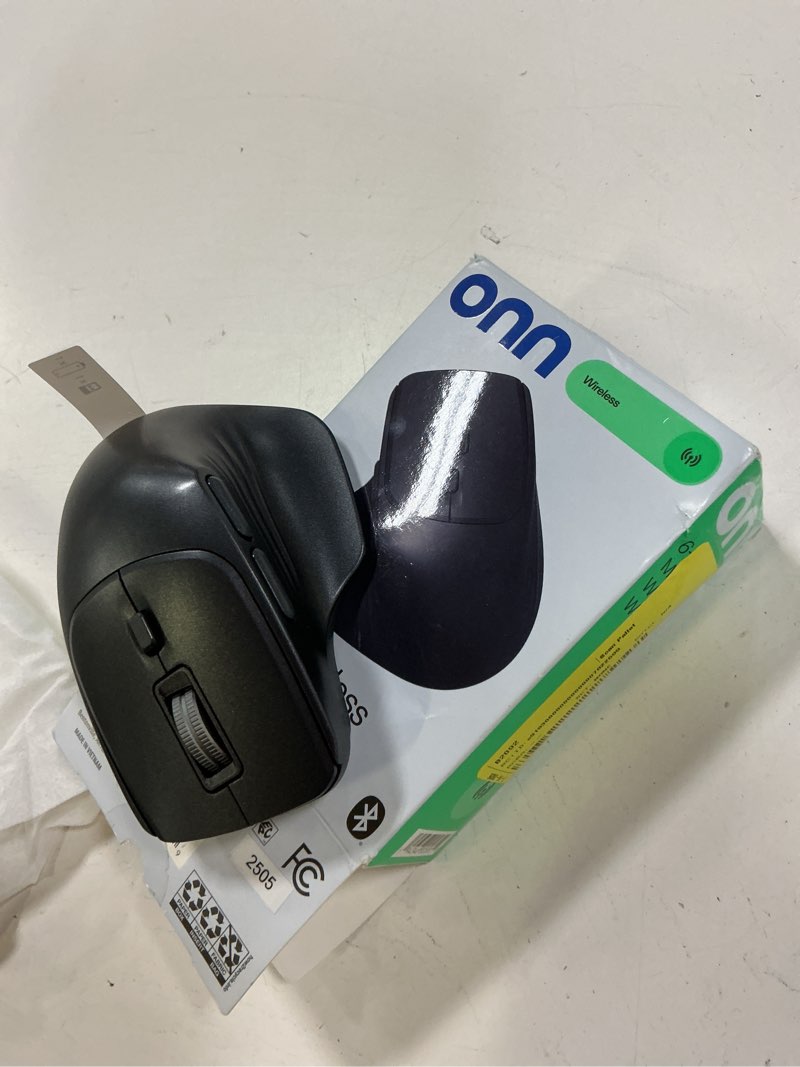 Condition photo showing Good Condition for onn 6-button wireless mouse, ergonomic, 6 buttons, 2.4ghz, black