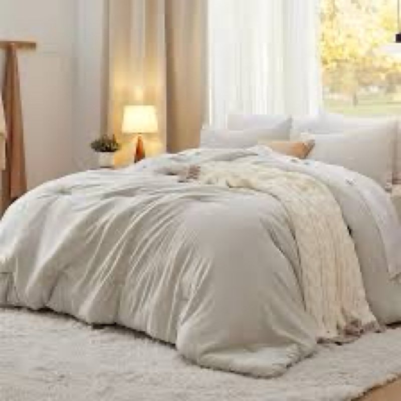 Bedsure Oversized King Size Comforter Set, Beige Soft Prewashed Bedding for All Seasons, 3 Pieces Ge
