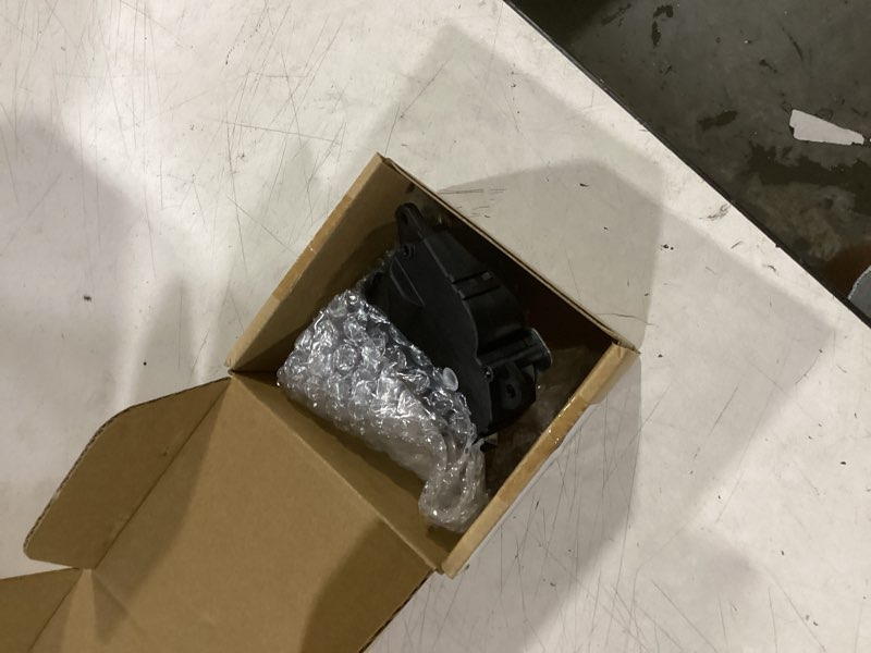 Condition photo showing Good Condition for eccpp hvac blend control actuator black replace for 2006-2011 for buick for lucerne,2006-2011 for cadillac for dts 604-150
