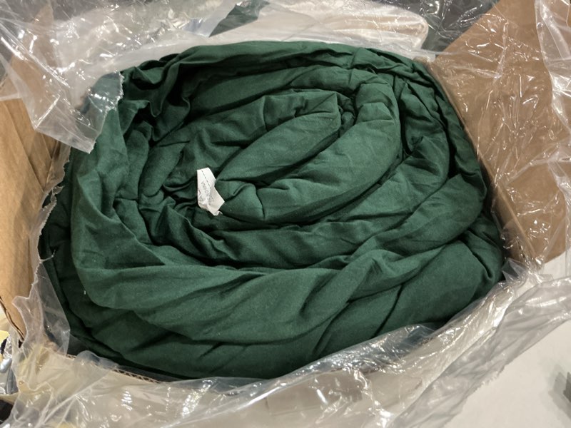 Condition photo showing Good Condition for litanika king size comforter set dark emerald green - 7 pieces bed in a bag king bedding comforter sets, solid lightweight bed set with comforter, sheets, pillowcases & shams emerald green king (104"x90")