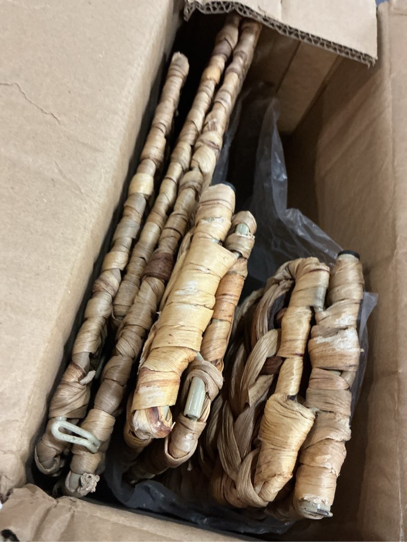 Condition photo showing Good Condition for Under Bed Storage with Wheels, 31.5in / 37L Large Handwoven Water Hyacinth Under Bed Shoe Storage Organizer Drawer, Tool-free Assembly Rolling Storage Containers for Bedroom Clothes Shoes Blankets 1 Pack (31.5×15.7")