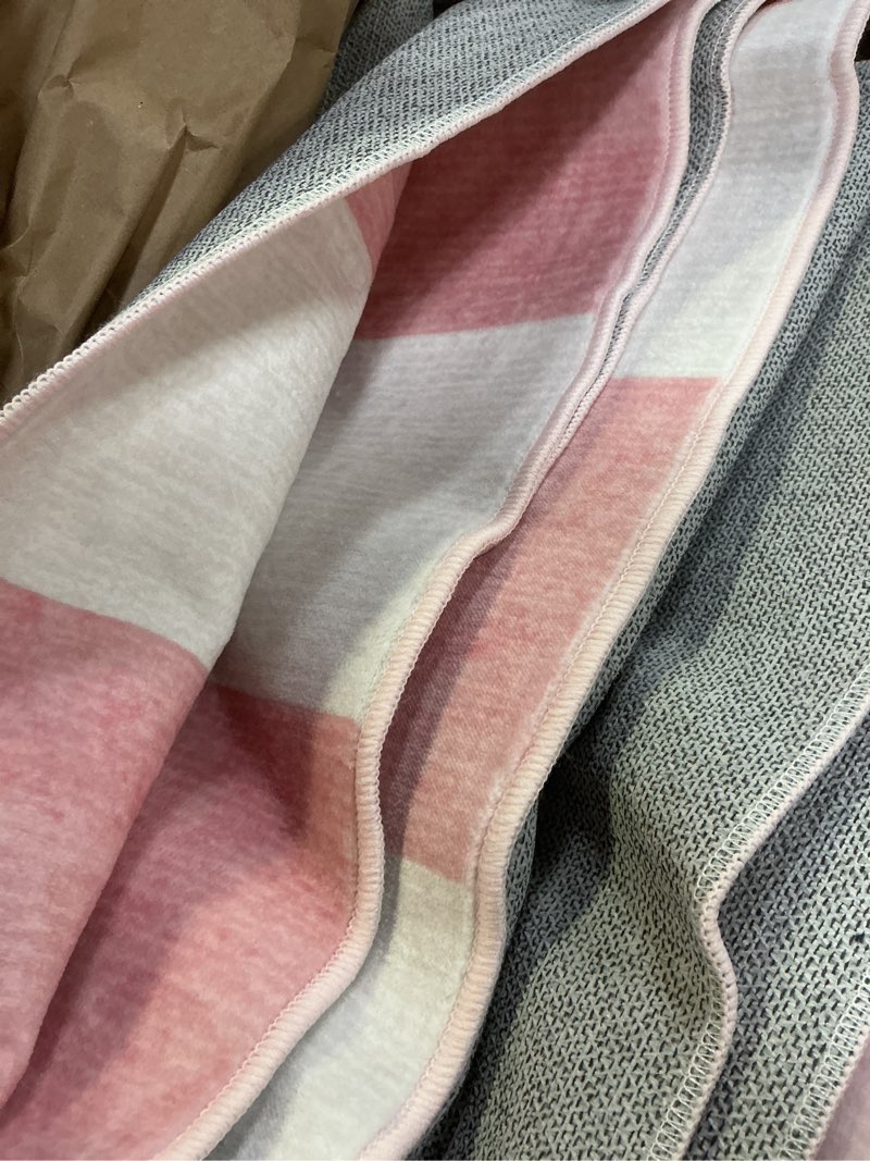 Condition photo showing Good Condition for Seavish Ombre Checkered Rug, 8x10 Washable Pink Rugs for Living Room, Low Pile Soft Nursery Rug Non-Slip Modern Neutral Checkerboard Area Rug for Girls' Bedroom Playroom Dining Room 8' x 10' Pink