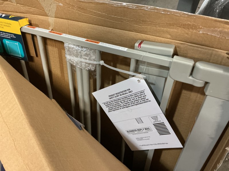 Condition photo showing New/Like New for safety 1?? simple pass walk-through gate  grey