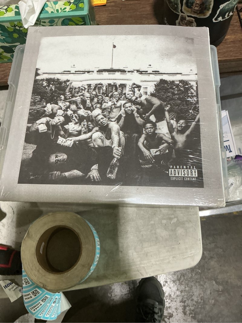 Condition photo showing New/Like New for kendrick lamar - to pimp a butterfly [explicit lyrics] (vinyl)