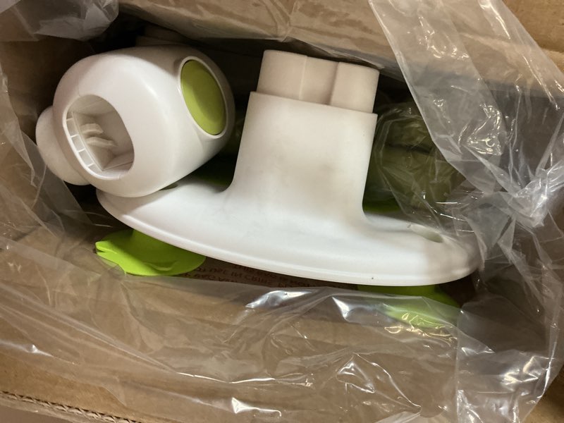 Condition photo showing Good Condition for Baby Bath Seat for Babies 6 Months & up Non-Slip Toddler Bath Seats for Sitting Up Infant Bathtub Chair with Suction Cups and Soft Cushion for Baby Shower Tub Seat Green