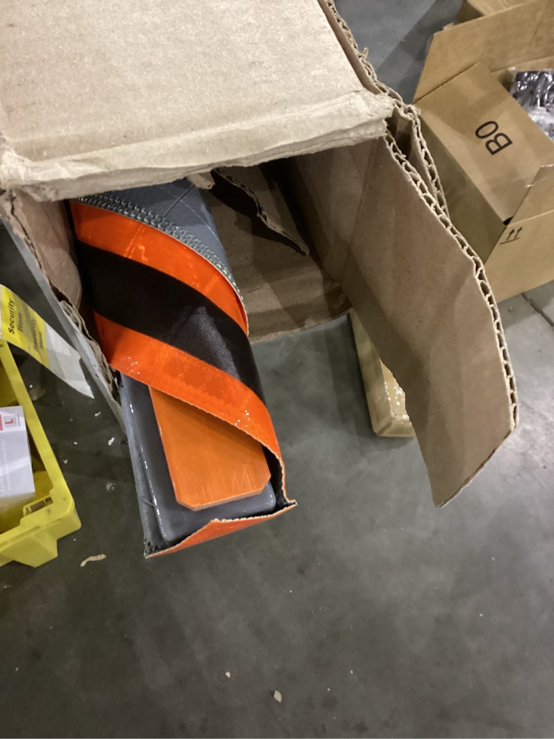 Condition photo showing Good Condition for 36” superbright rollup