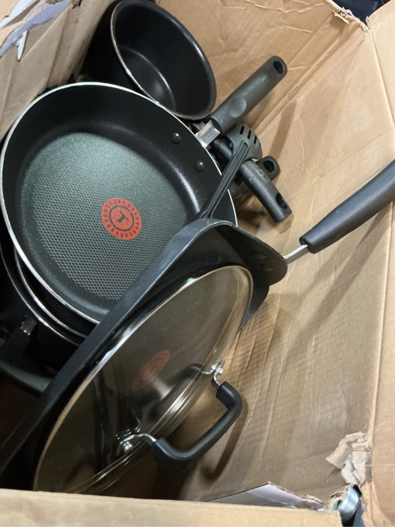 Condition photo showing Good Condition for t-fal signature nonstick pots and pans set 12 piece, oven broiler safe 350f, kitchen cookware set w/fry pans, saucepans, saute pan, dutch oven, griddle, kitchen, home, dishwasher safe, black nonstick onyx 12-piece