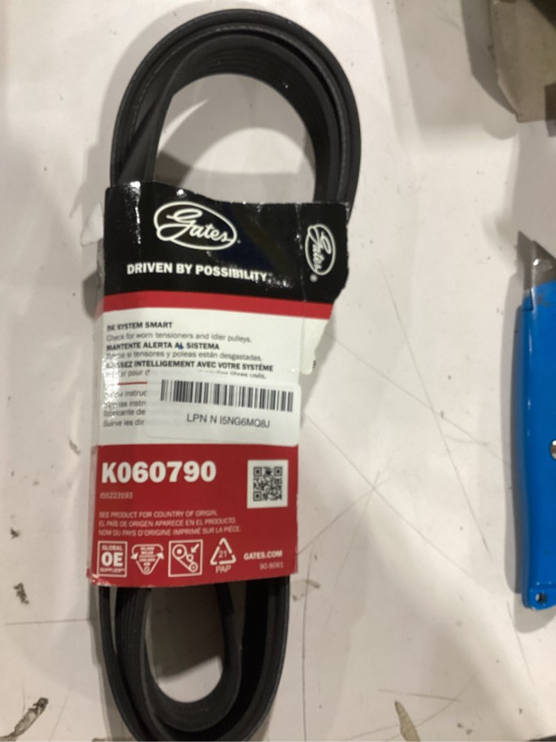 Condition photo showing Good Condition for gates k060790 micro-v serpentine drive belt