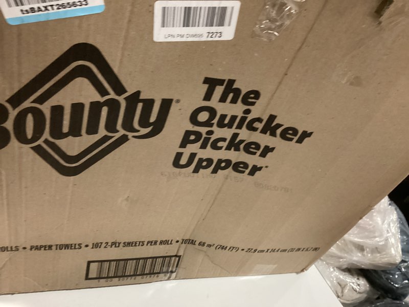 Condition photo showing New/Like New for bounty paper towels quick size, white, 16 family rolls = 40 regular rolls family 117 sheet (pack of 16)