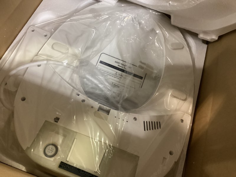 Condition photo showing Good Condition for Toilet Bidet Seat, Instant Warm Water, Self-Cleaning Nozzle, Multiple Spraying Modes, Electric Heated Seat, Warm Air Drying, Soft Closed Lid, Display Screen, Requires Electricity, Elongated Oval
