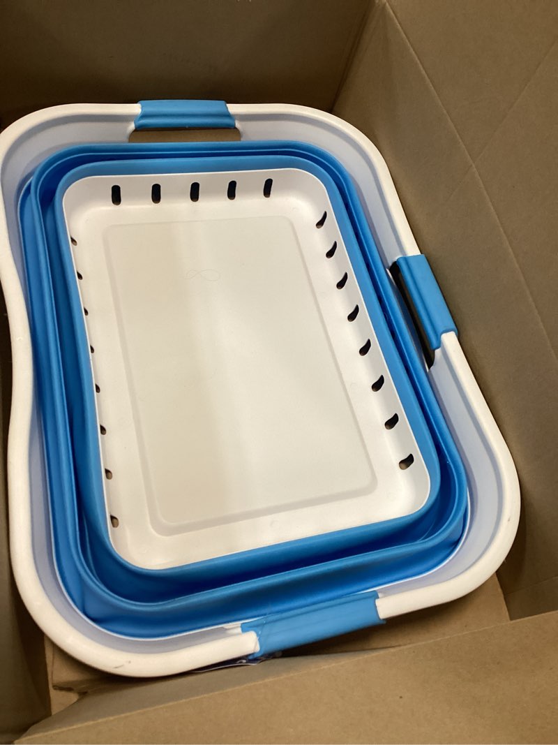 Condition photo showing Good Condition for sammart 42l (11 gallon) collapsible plastic laundry basket - foldable pop up storage container/organizer - space saving hamper/basket (1, white/marine blue) 1 white/marine blue