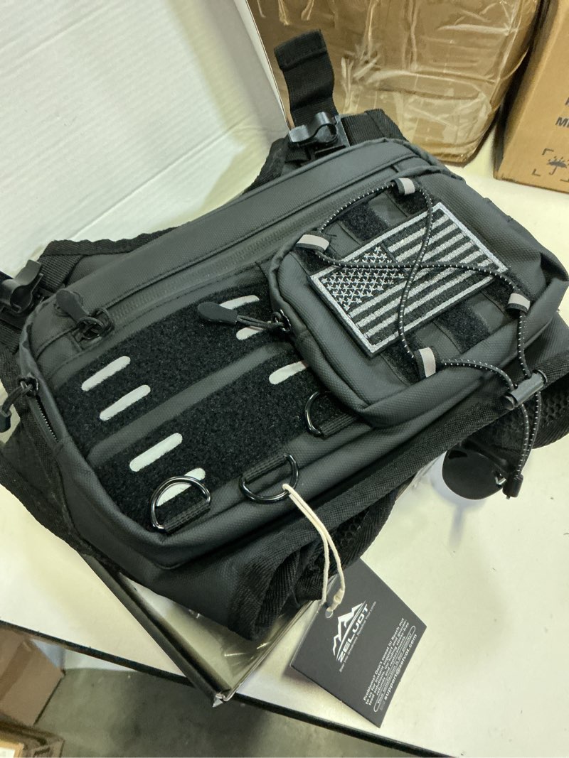 Condition photo showing New/Like New for zelvot running vest with 2l water bladder, hydration backpack, u.s. design patent, lightweight hydration pack with gear holder, reflective chest pack for men women for marathon black medium-large