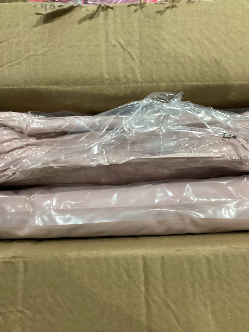 Condition photo showing Good Condition for MUXHOMO 7 Pieces Full Comforter Set, Seersucker Bed in a Bag Full Size, All Season Luxury Bedding Set with Comforter, Flat Sheet, Fitted Sheet, Pillowcases & Shams, Rose Gold Full (82"x86") Rose Gold