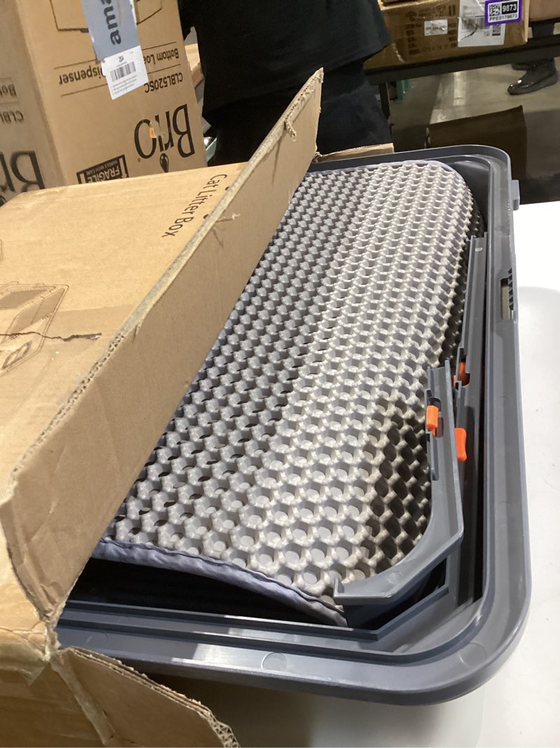 Condition photo showing Good Condition for xl stainless steel cat litter box with abs enclosed lid, 180° flip-top design, high sided leak-proof pan, charcoal odor control filter, easy clean for large & multi-cat homes