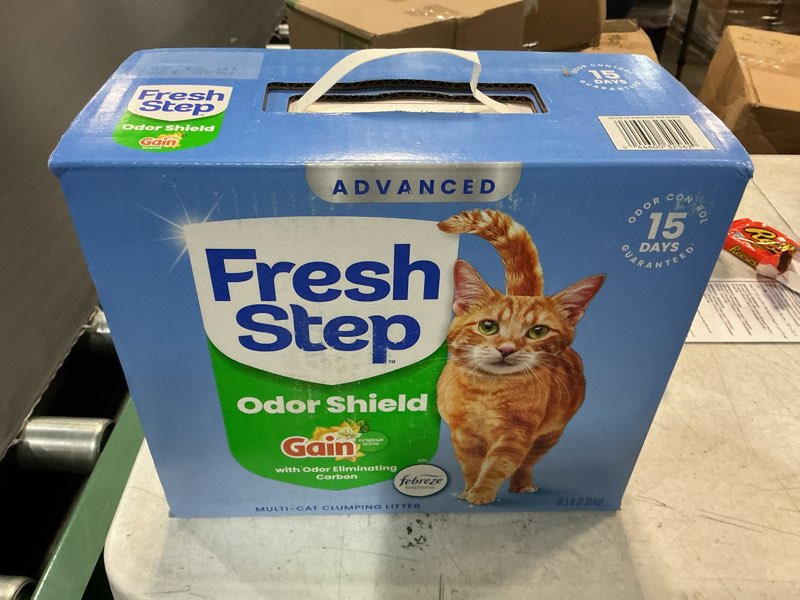 Condition photo showing New/Like New for fresh step advanced clumping litter with febreze freshness with gain scent, fights odor on contact, 37 lbs. (2 x 18.5 lb. box) (package may vary)