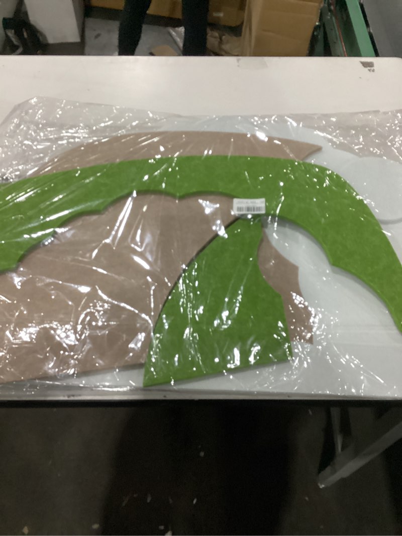 Condition photo showing New/Like New for 32x16 inches Large Felt Board, Puzzle Christmas Santa Decoration Cork Board, 0.9cm Thick Bulletin Board with Adhesive Nano Tape, Removable Wall Decoration for Home, Living Room, Bedroom, Door - Green Green 32x16 inches