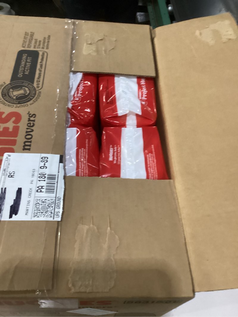 Condition photo showing New/Like New for huggies size 4 diapers, little movers baby diapers, size 4 (22-37 lbs), 150 count (6 packs of 25), packaging may vary size 4 150