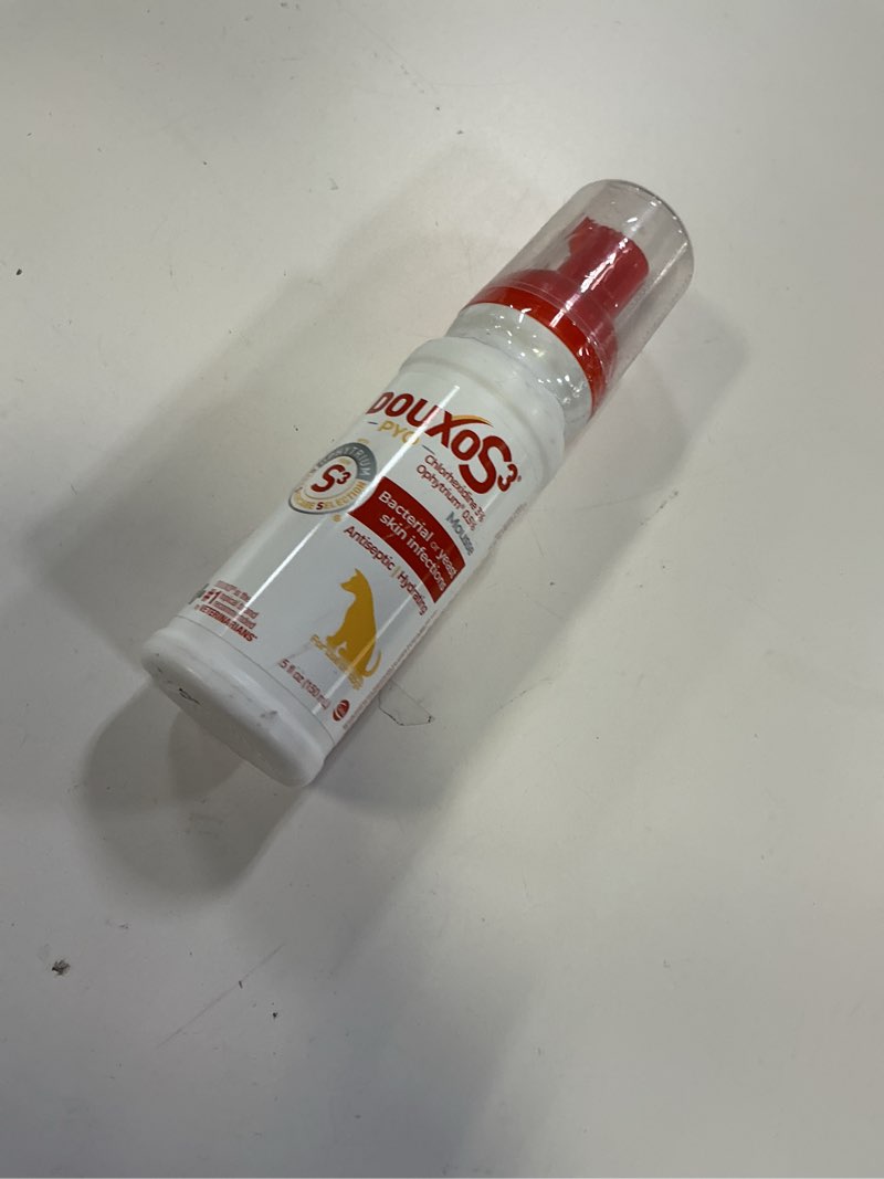 Condition photo showing New/Like New for Douxo S3 Pyo Mousse, Contains 3% Chlorhexidine & 0.5% Ophytrium, Antiseptic & Hydrating, for Bacterial or Yeast Skin Infections, for Dogs, 5 fl. oz. (150mL)