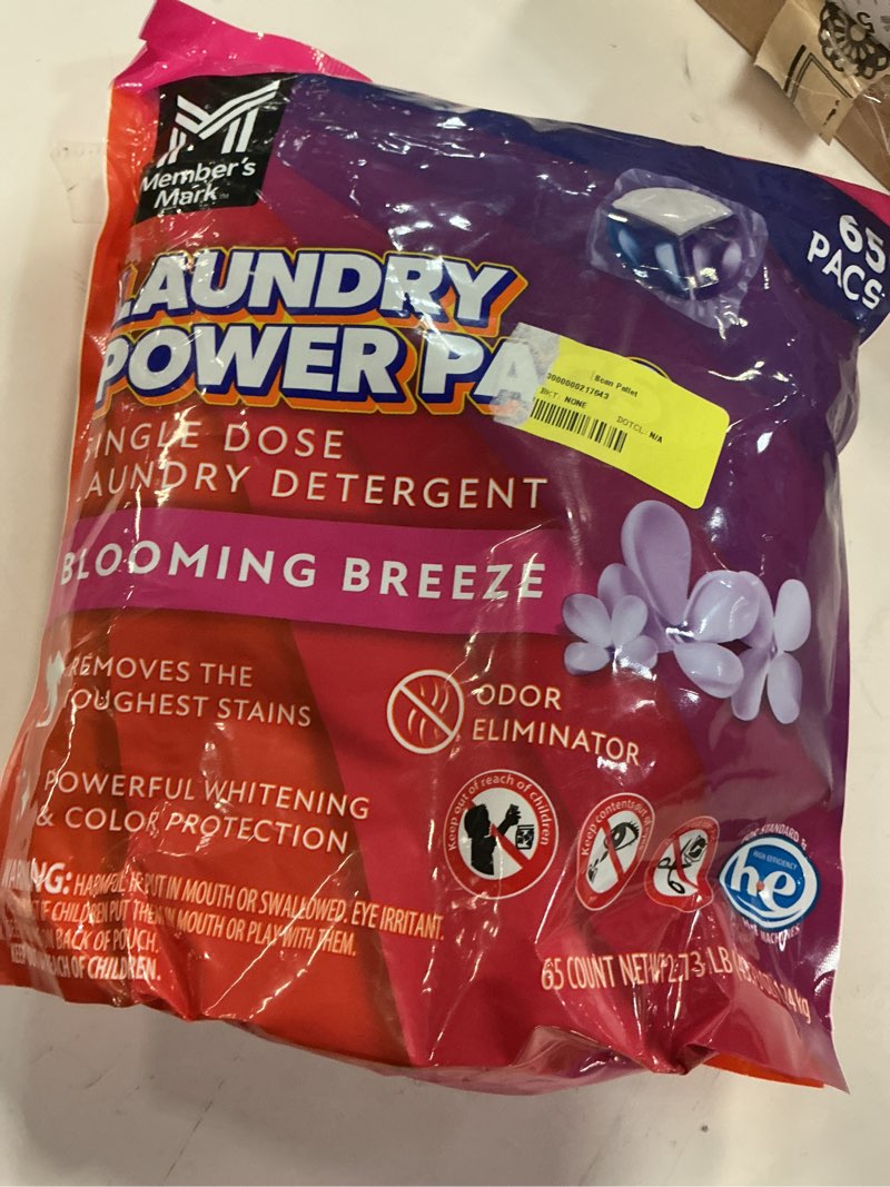 Condition photo showing Good Condition for members mark laundry power pacs, blooming breeze, 130 ct.