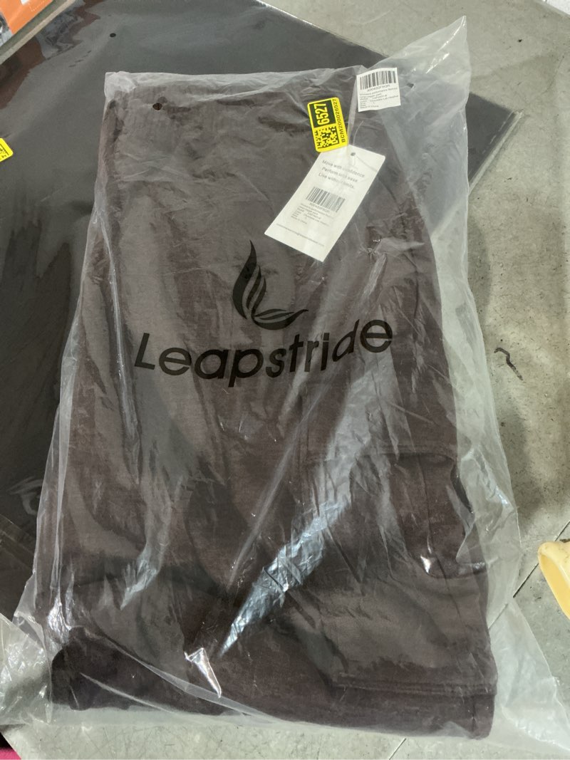 Condition photo showing New/Like New for women's fleece cargo joggers - multi-pockets, elastic drawstring waist, warm winter daily wear chocolate lab heather l