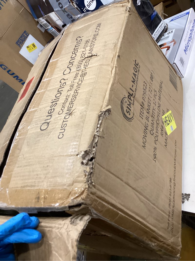 Condition photo showing New/Like New for SIMPLI-MAGIC 79523 Heavy Duty Padded Moving Blankets, Black/Orange, 72” x 80”, 12 Pack