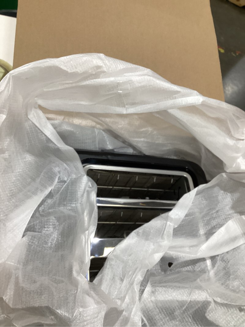 Cuisinart 4-Slice Compact Plastic Toaster, Black, CPT-142BKP1