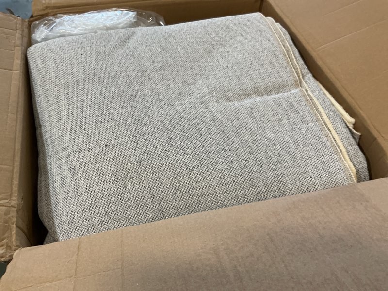 https://lotting-media.assets.bidfta.com/lotting_49683122-a07c-4258-ad45-6665002e88a3