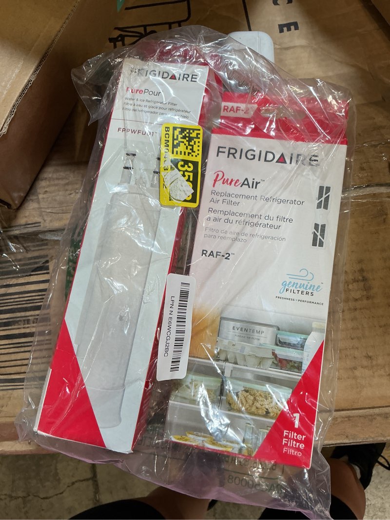 Condition photo showing New/Like New for frigidaire fppwfu01 purepour pwf-1 water filter 1 count (pack of 1)