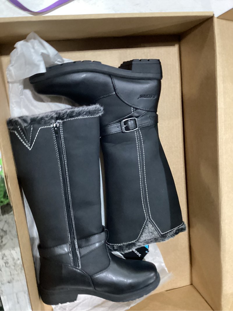 Condition photo showing New/Like New for weatherproof women's debby snow boots 8 black
