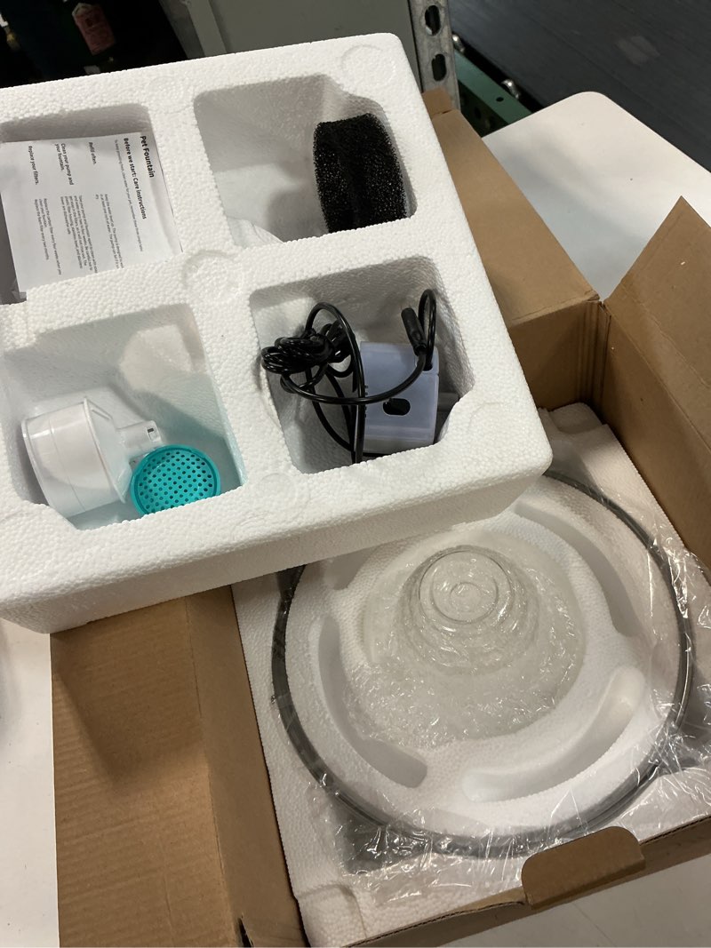 Condition photo showing Good Condition for glass cat and dog water fountain 90oz/2.7l, automatic pet water dispenser with quiet pump
